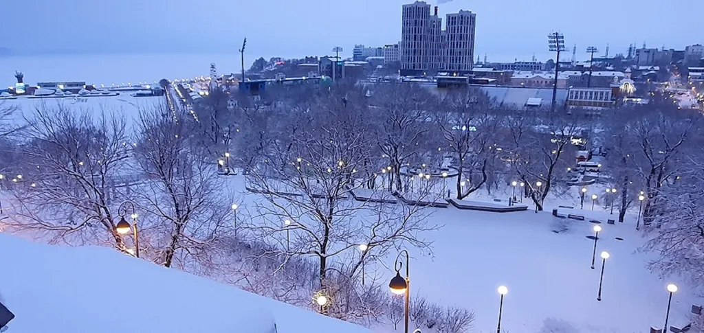 Где начинался город, с видом на море