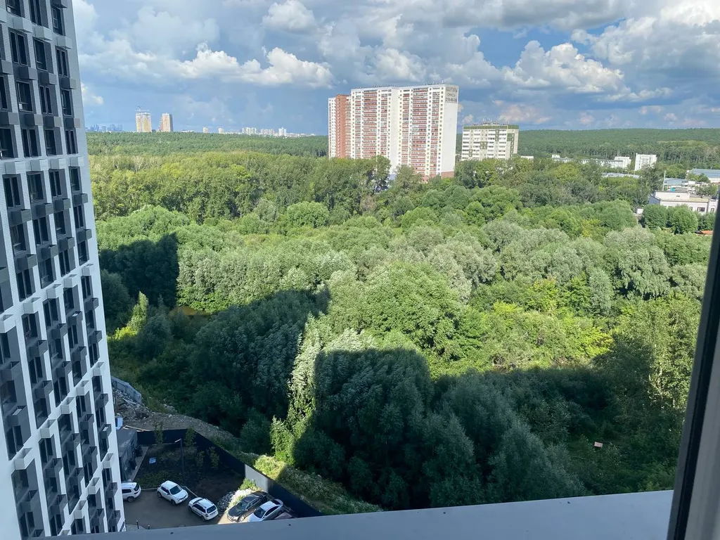Квартира Квартира Студия бордо с видом на реку Исеть и парк — Екатеринбург