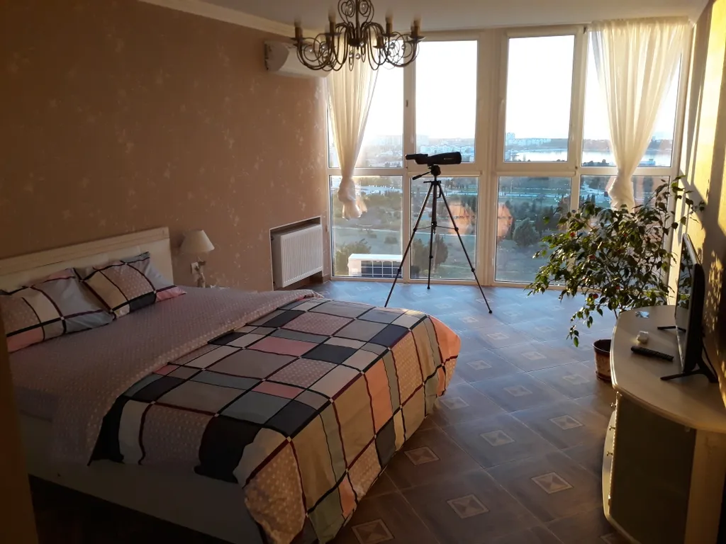 Квартира Очень красивая квартира с великолепным видом на море и парк — Севастополь