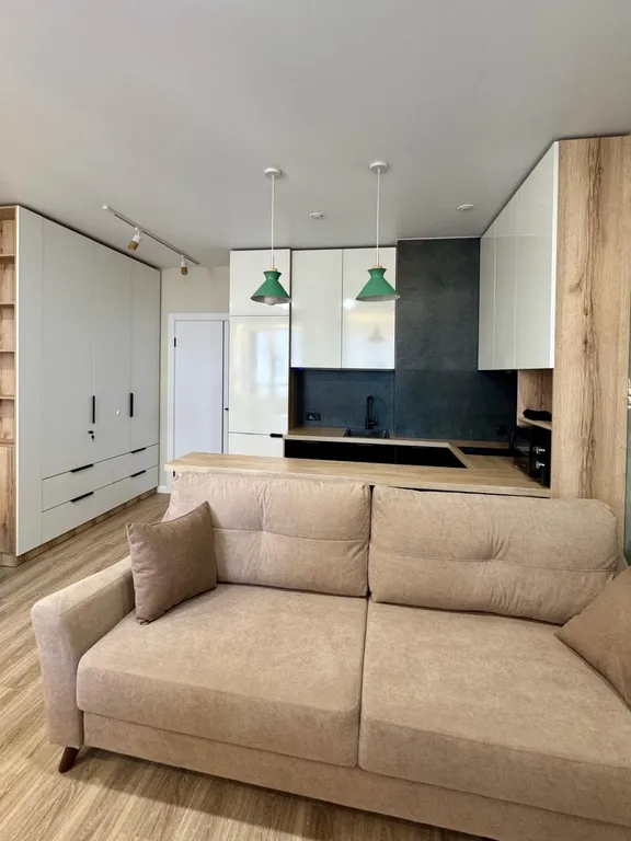 Уютная студия на берегу реки