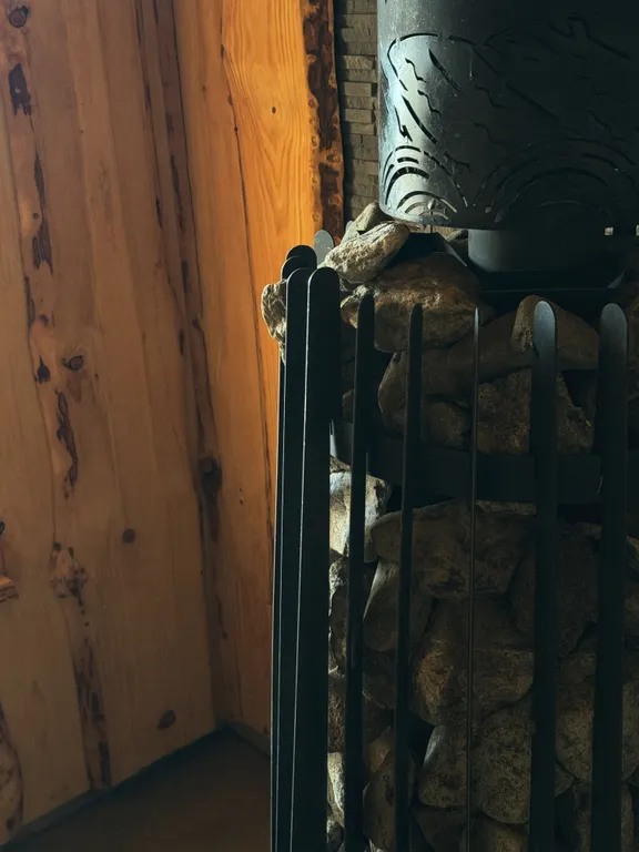 Дом с видом на озеро рядом с Ладожскими шхерами