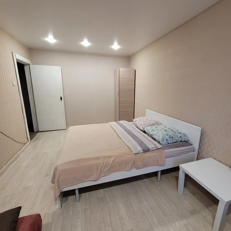 Уютная квартира с раздельными комнатами в центре