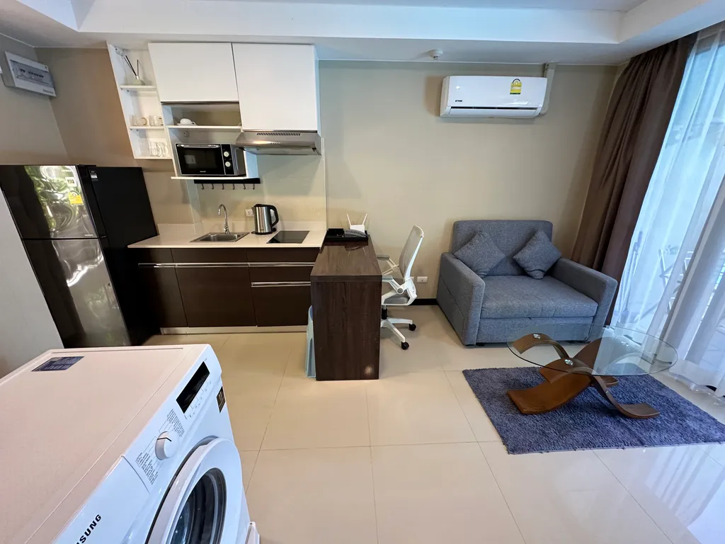 Уютная 1-спальная квартира со своим выходом к бассейну