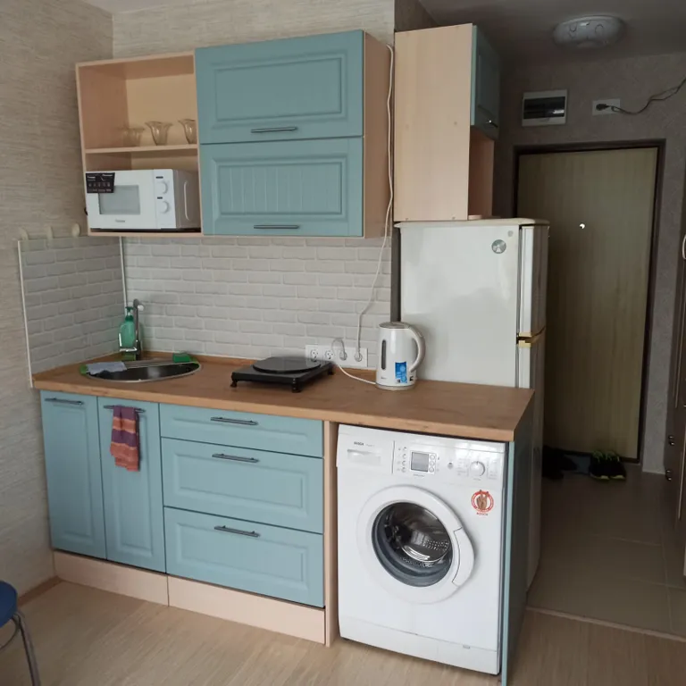 Квартира-студия недалеко от центра города — аренда посуточно в Владивосток