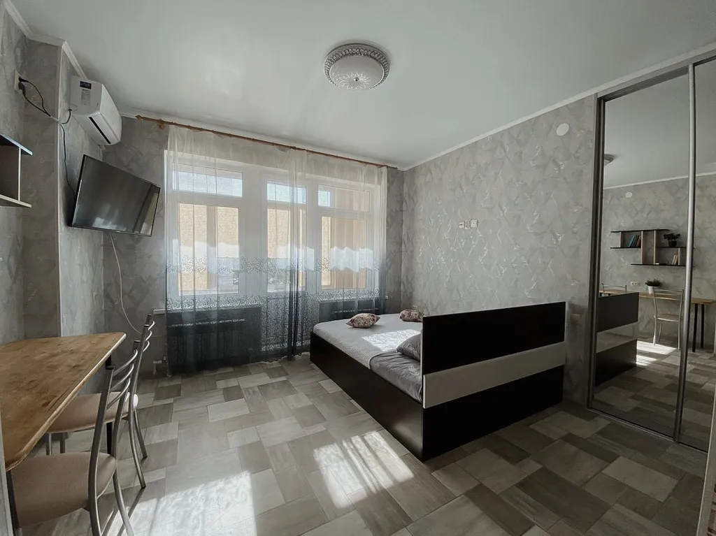 Студия в самом центре с видом на собор Святого Владимира