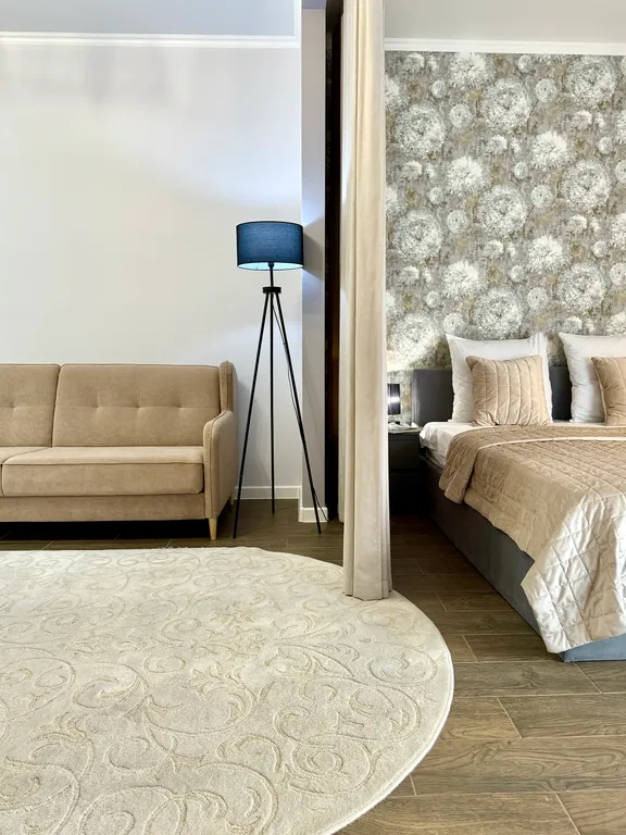 Дизайнерский апартамент на набережной