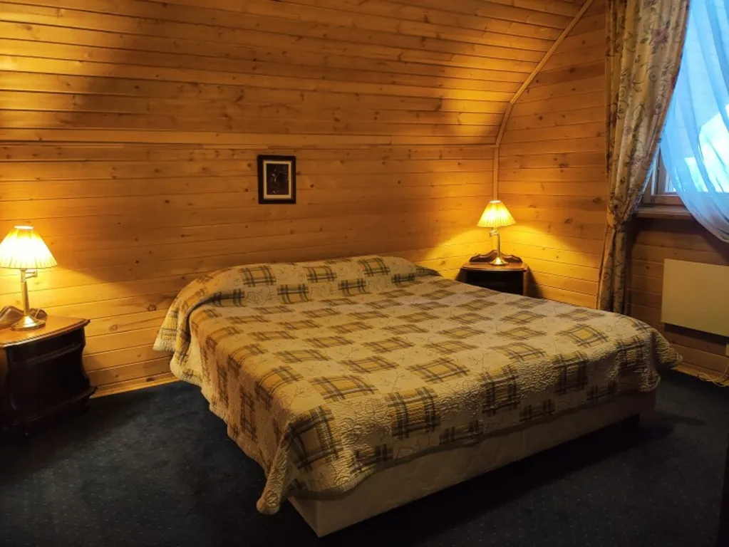 Коттедж 3-комнатный Дом — Лопотово