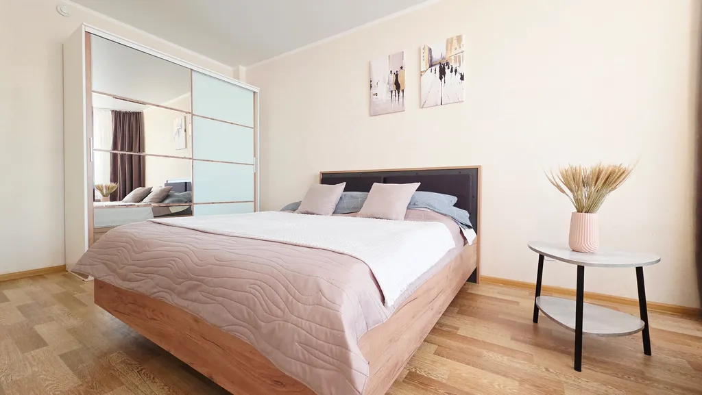 Замечательная квартира в центре с шикарным видом на реку Кама и лес