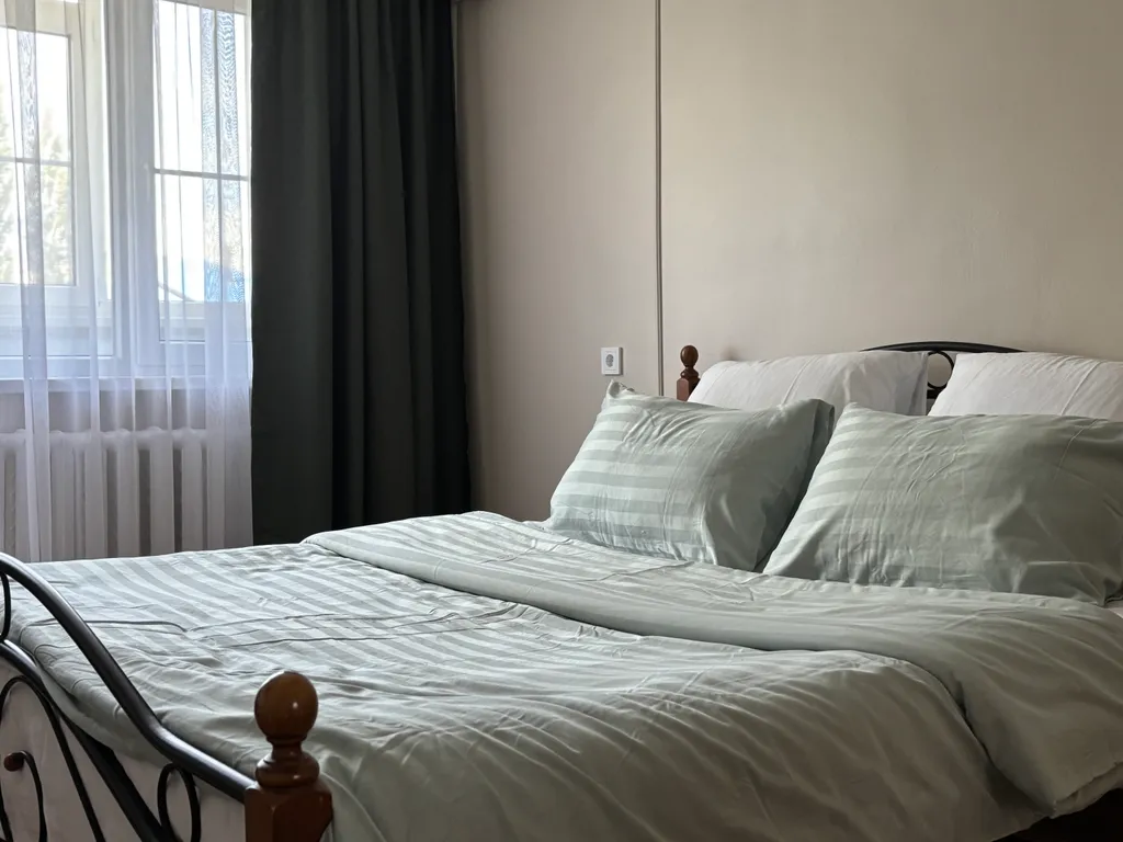 2-комнатная Квартира — аренда посуточно в Ейск