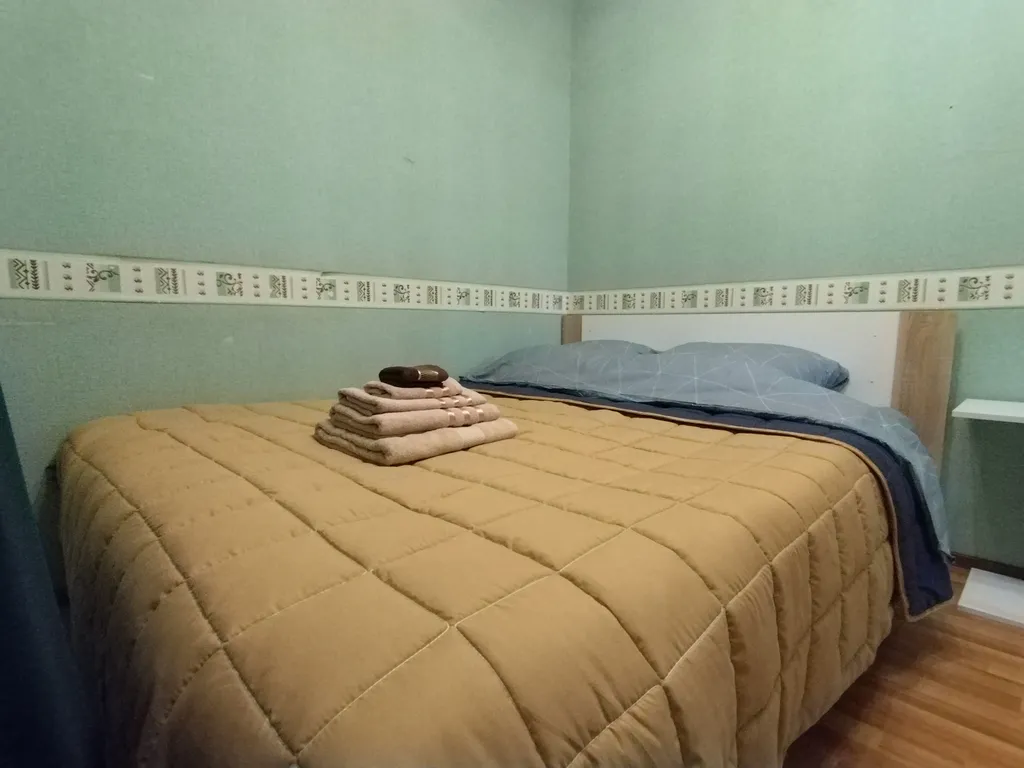 Уютная двухкомнатная квартира на пешеходной улице — аренда посуточно в Смоленск