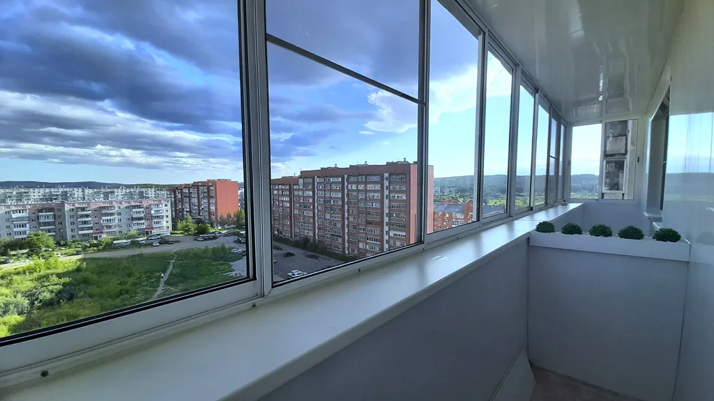 Большая квартира с отдельной кухней в тихом центре