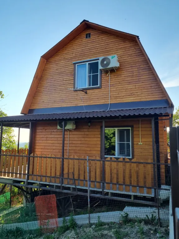 Коттедж Домик в черешне с видом на город и море — аренда посуточно в Черешня