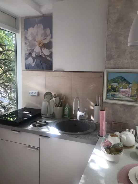 Чистая, уютная, свежая студия в центре курортной зоны