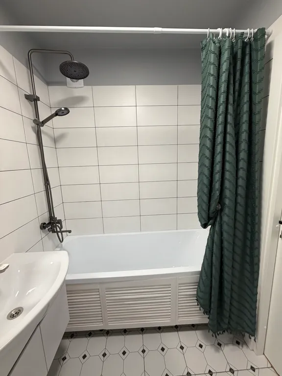 Уютная студия в пешей доступности от метро