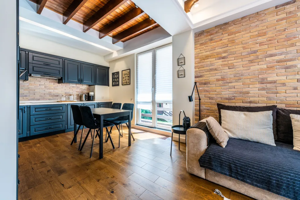 Апартамент с круговым балконом