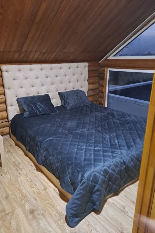 Дом с баней и бассейном