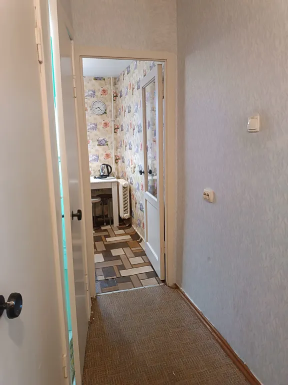 Бюджетный двухкомнатный вариант для проживания в удобном расположении