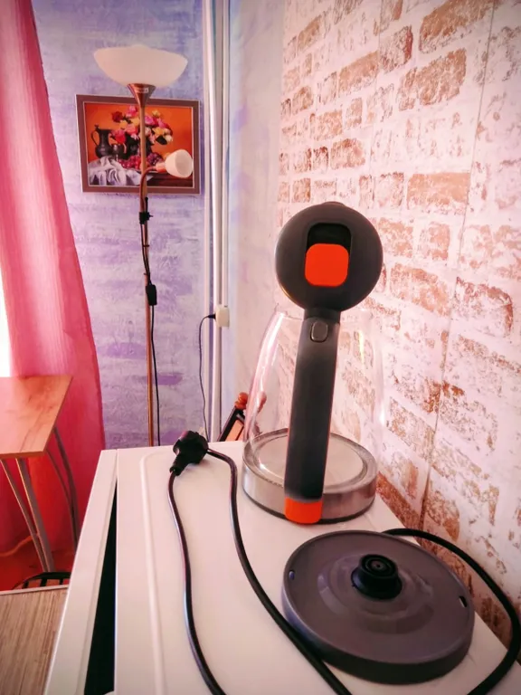 Двухкомнатный этаж, с детской кроваткой, вид на море и горы