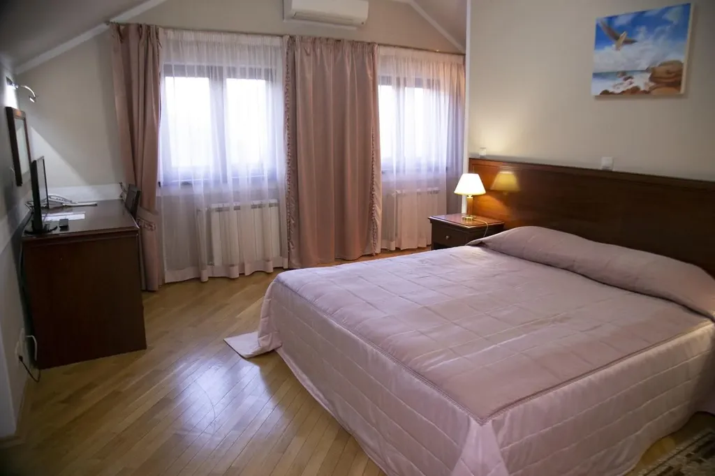 4-комнатный Дом