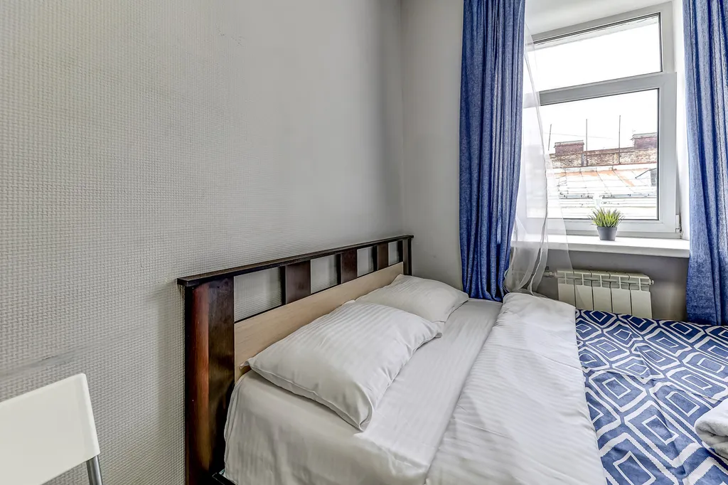 Номер-эконом в 3 минутах от метро Чернышевская