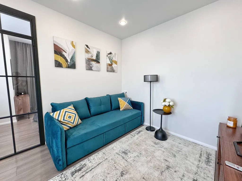 Дизайнерская 2-х комнатная квартира рядом с Море парком