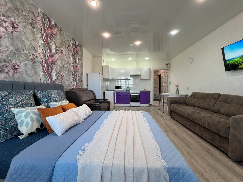 Студия в центре с видом на город, не берем оплату за финальную уборку