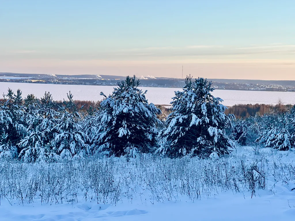 Двухэтажный дом с видом на Галичское озеро