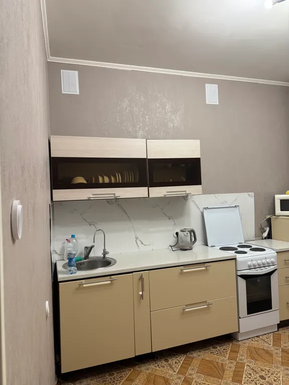 Квартира около Микрохирургии глаза, Института нефти и газа