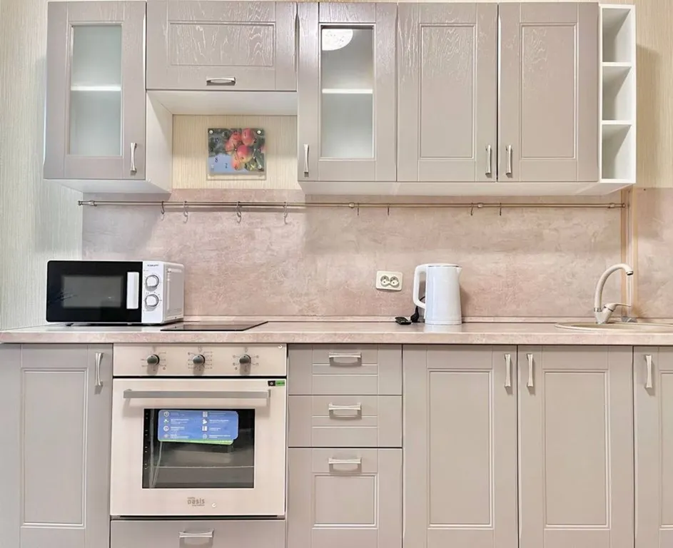 Евродвушка Апарт Гулливер с лоджией в центре