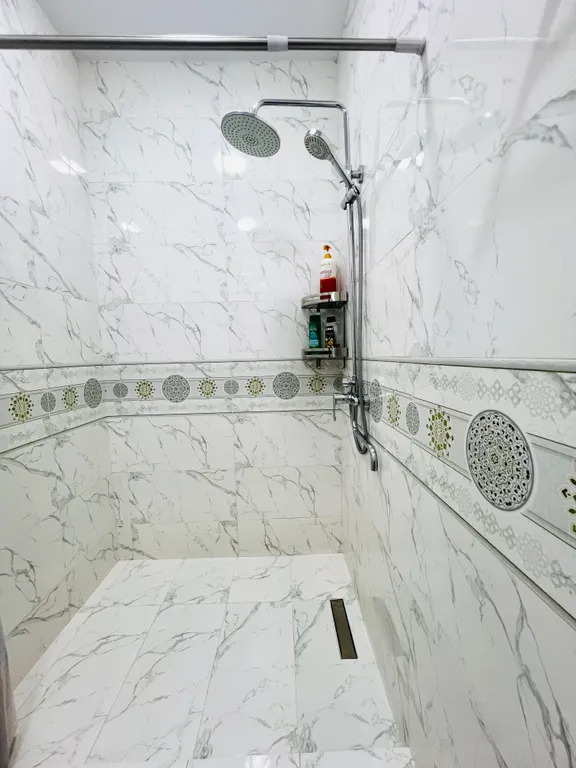 Новая Чистая Уютная С панорамными окнами В развитой локации