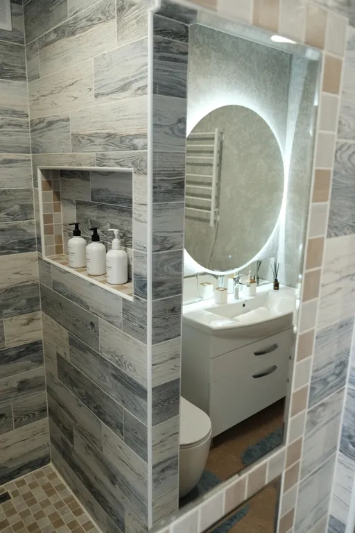 Большой уютный дом с видом на лес