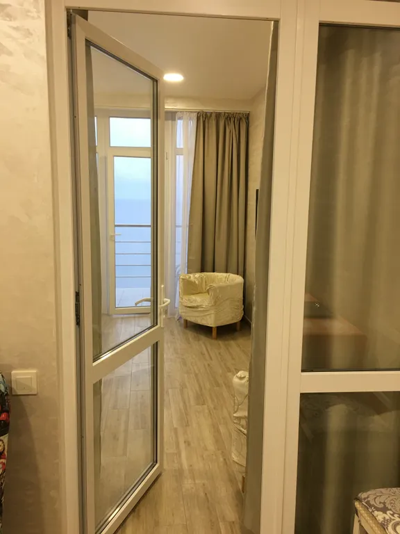 Квартира с прямым видом на море — аренда посуточно в Отрадное