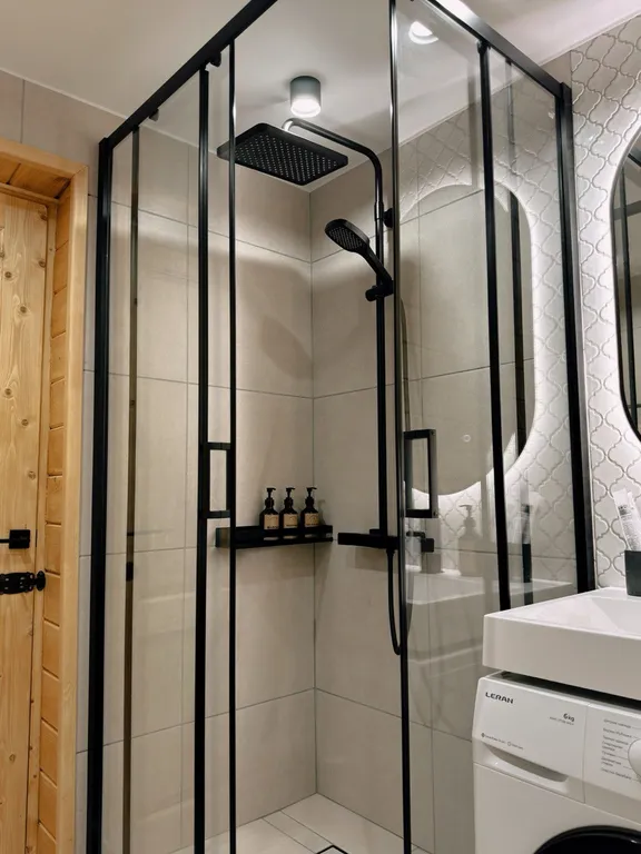 Уютный треугольный Ромашковый дом.