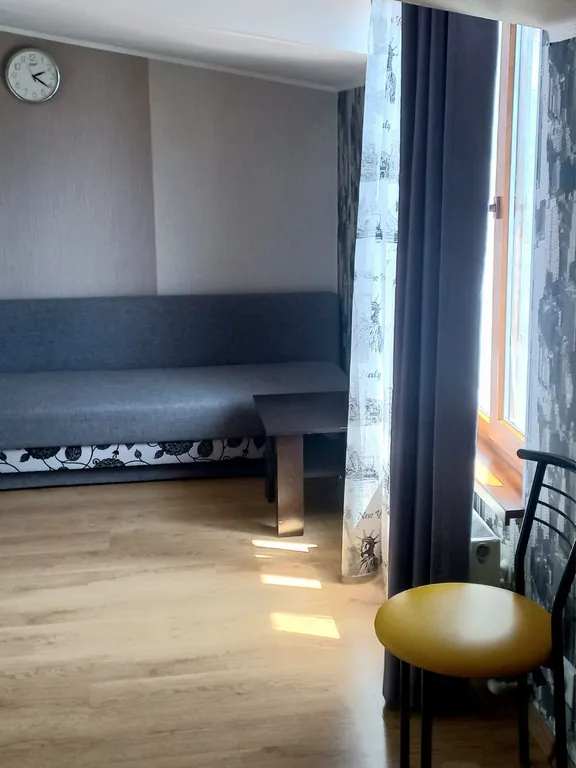 Квартира Комната-мансарда на третьем этаже частного дома — Феодосия