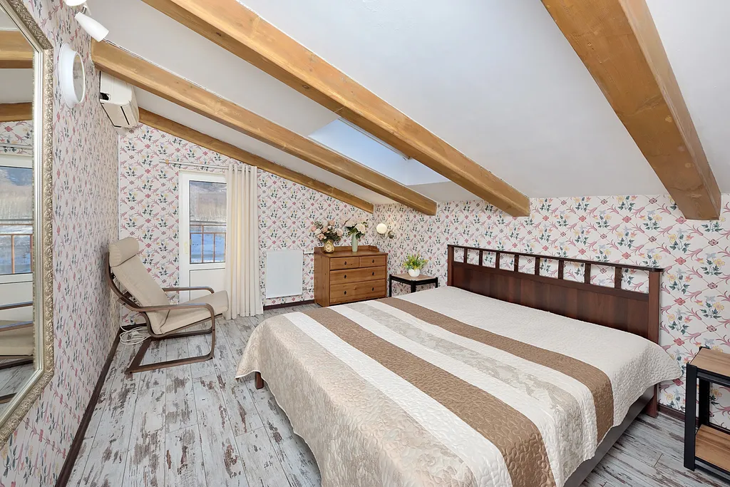 5-комнатный Дом