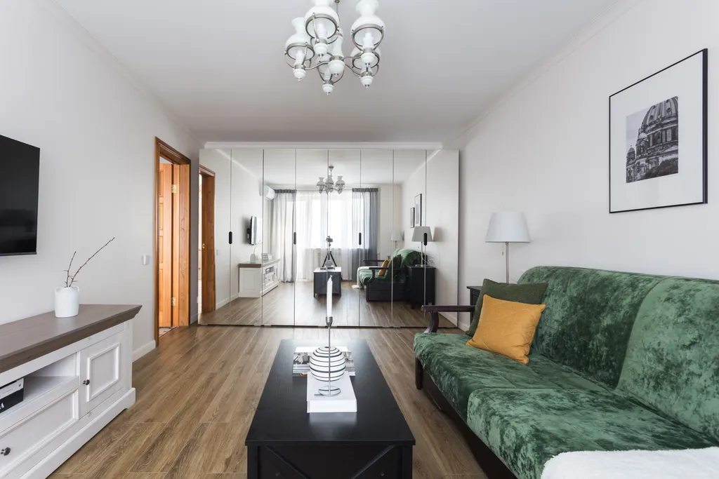 Квартира Hugge Place Квартира в стиле ретро у ЖД вокзала — Новосибирск