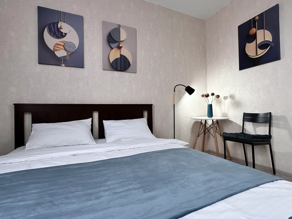 Квартира Просторная дружелюбная студия (КакДома на Анны Коньковой) — аренда посуточно в Ханты-Мансийск