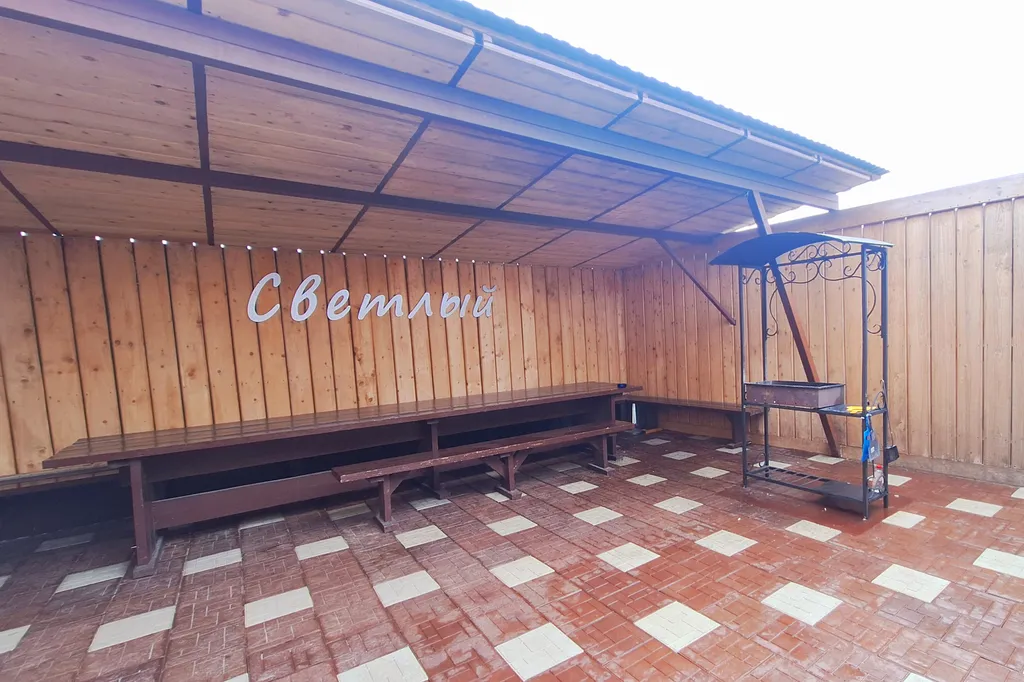 Аренда коттеджа для отдыха с теплым бассейном, сауной, бильярдом