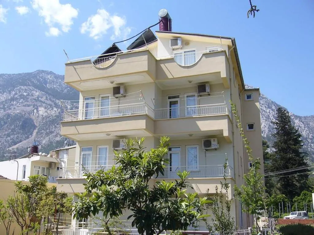 Апартаменты с кухней и ванной в номере в Бельдиби