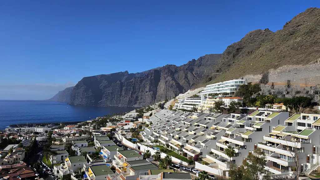 PaulMarie Superior Ocean Lounge