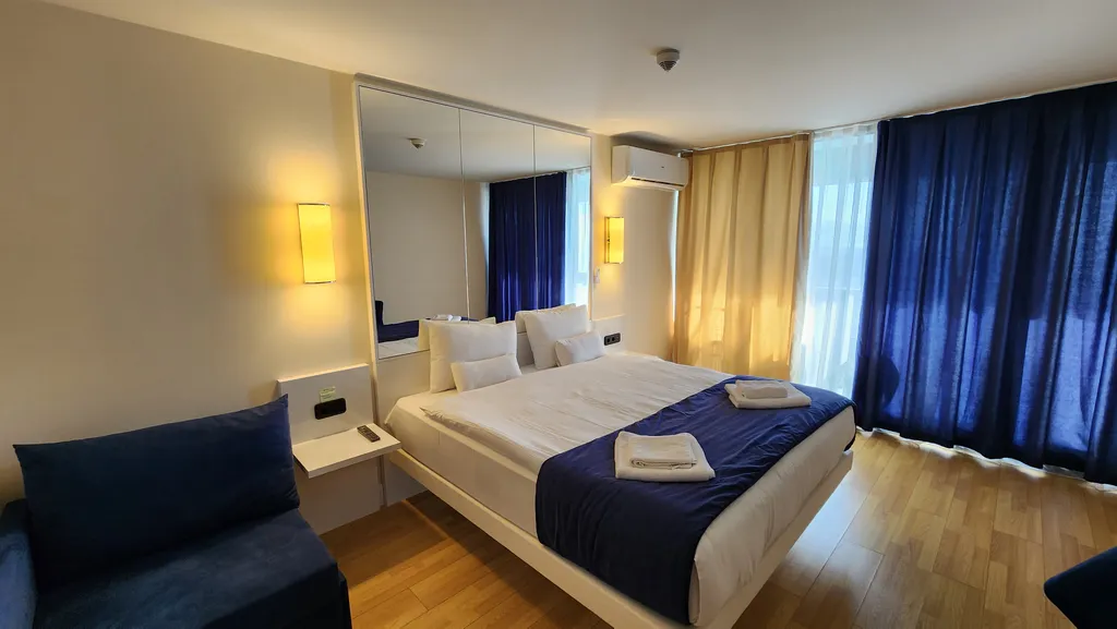 Панорамный вид на море