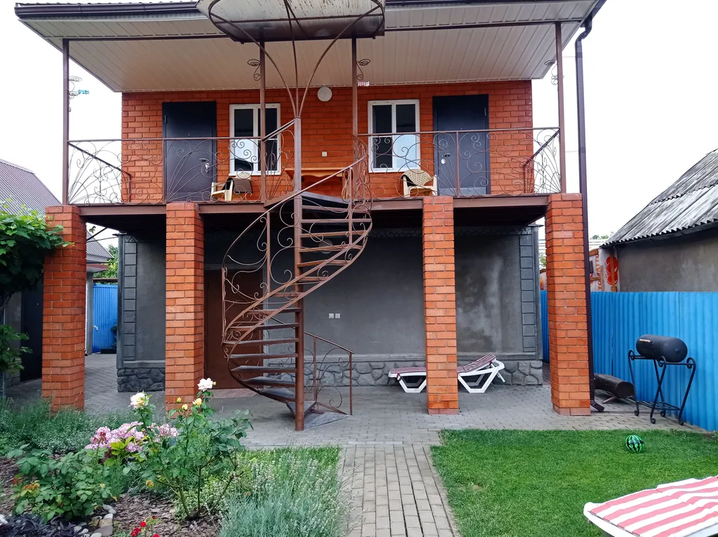 Квартира Квартира Четырехместный номер с удобствами — Ейск