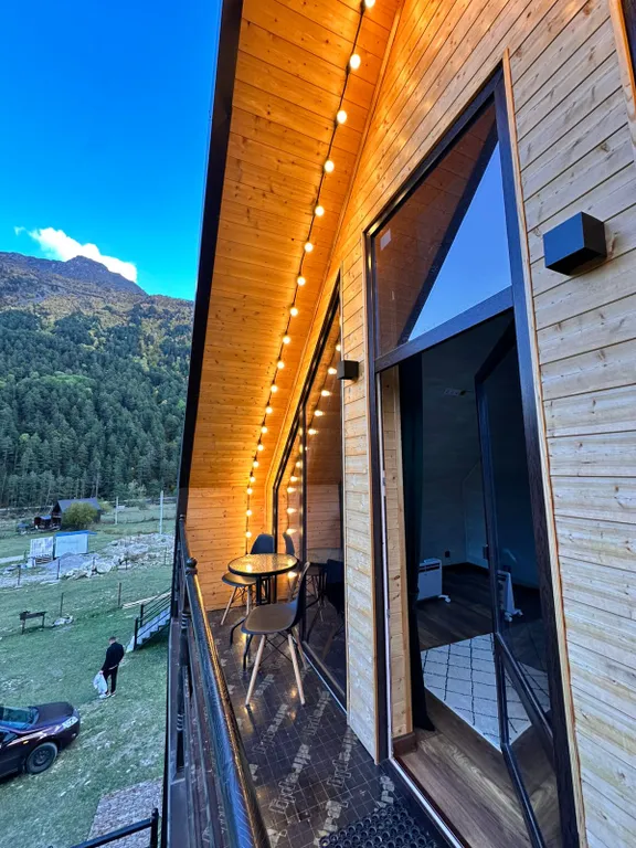 Новый домик с шикарным видом в Тегенекли