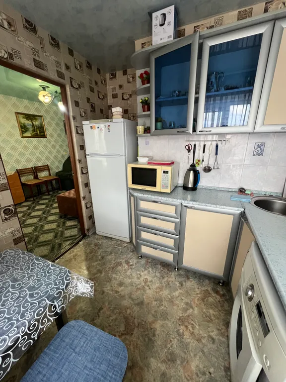 Двухкомнатная квартира в промышленном районе