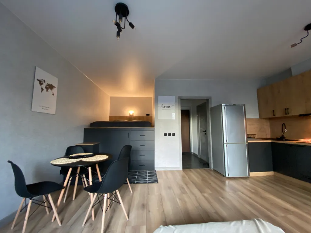 Квартира Стильная студия в центре — аренда посуточно в Псков