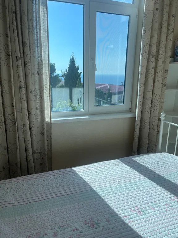 Квартира в парковой зоне с видом на море