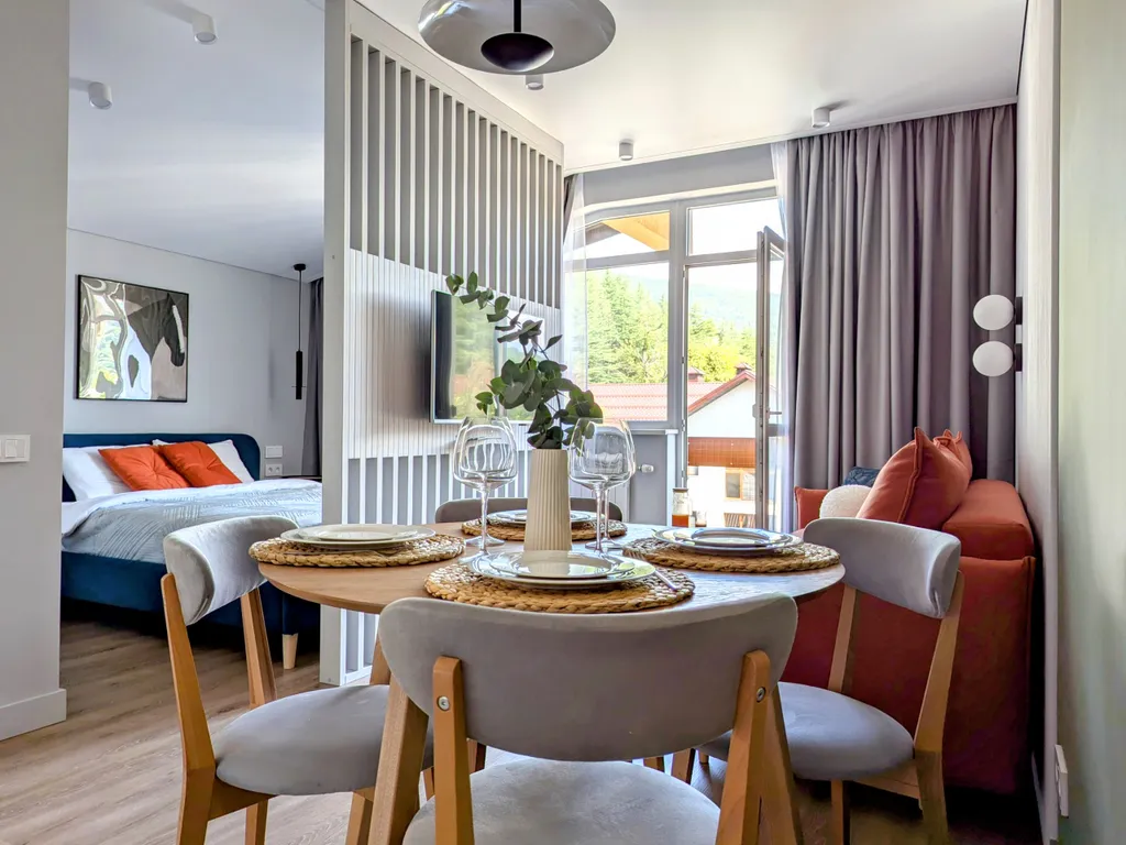 Новая квартира с видовым балконом и лыжной комнатой