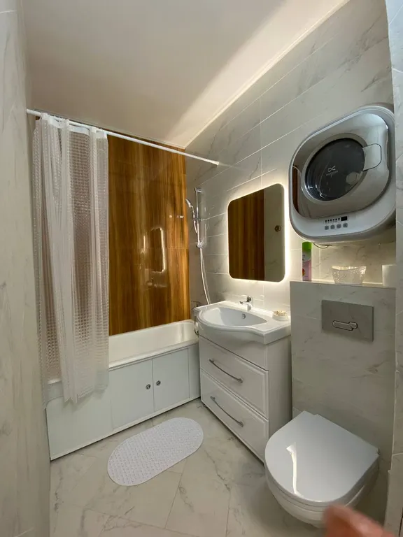 Современная квартира на Курашова