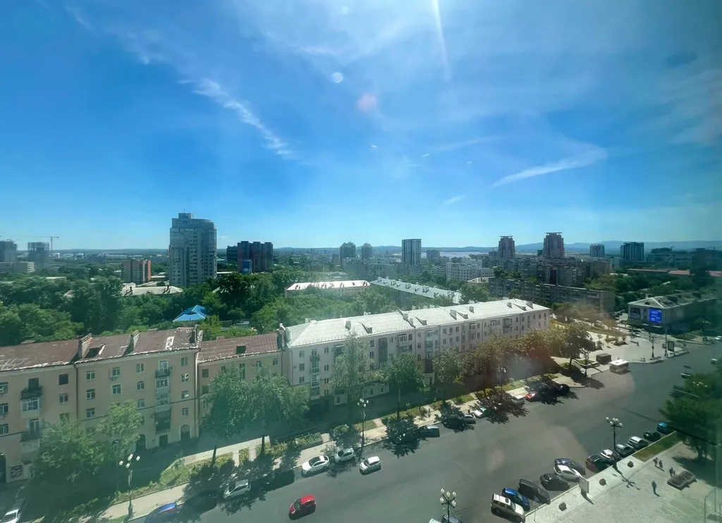 Красотка Мята в центре для гостей города и командированных работников