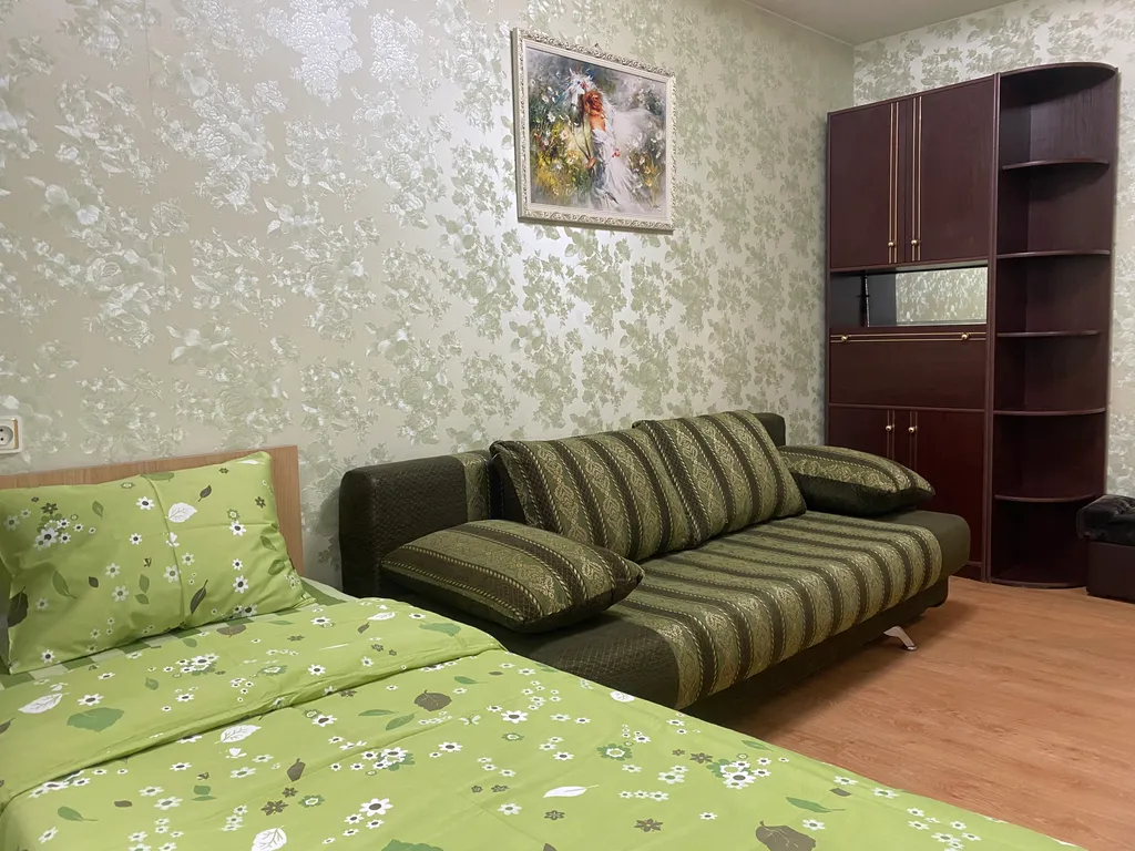 Квартира 3-комнатная квартира — Гатчина